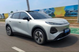 First Drive Changan NEVO Q05 Nyaman Mudah Dikendalikan