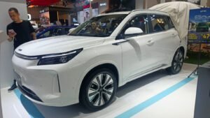 Pengiriman perdana E5 Plus akan dilakukan bulan September