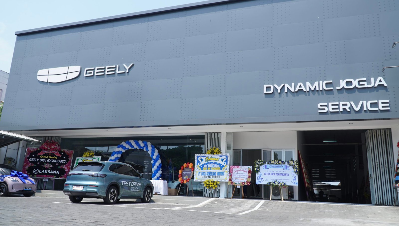 Geely Dynamic Jogja hadir dengan fasilitas Sales, Service, dan Spare Partsa