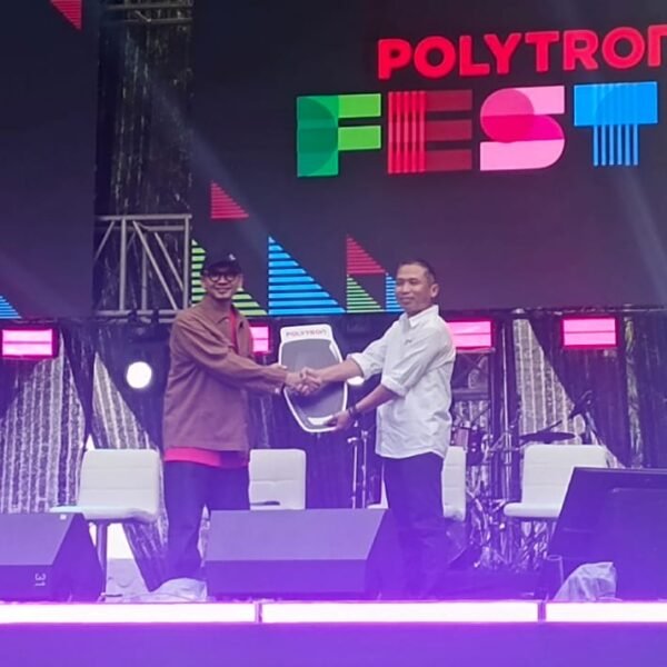 Polytron Fox 350 kembali memperkuat armada Rentokil