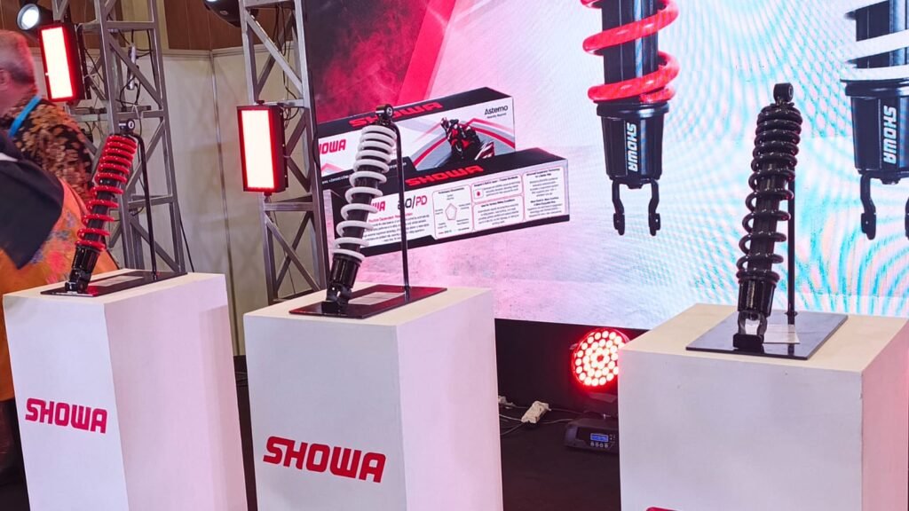 Spesifikasi Showa Evo/PD