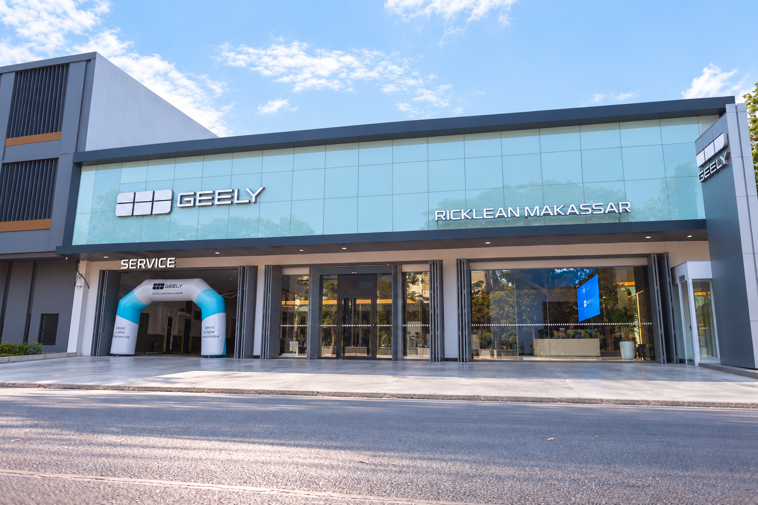 Geely meresmikan Geely Ricklean Makassar