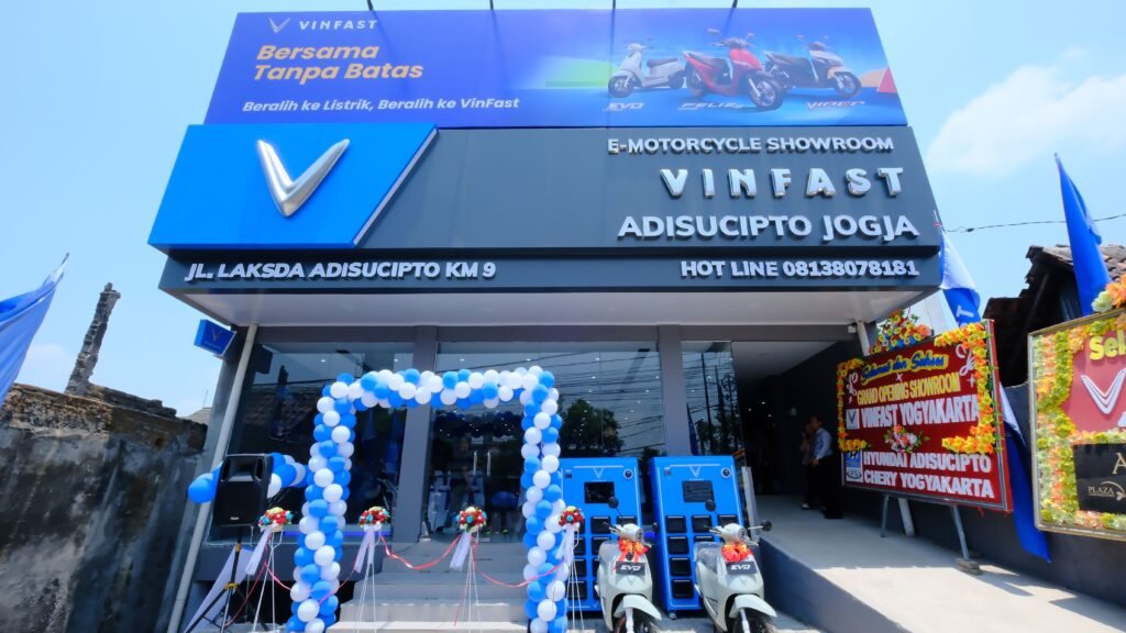 VinFast E-Motorcycle Showroom Adisucipto Jogja