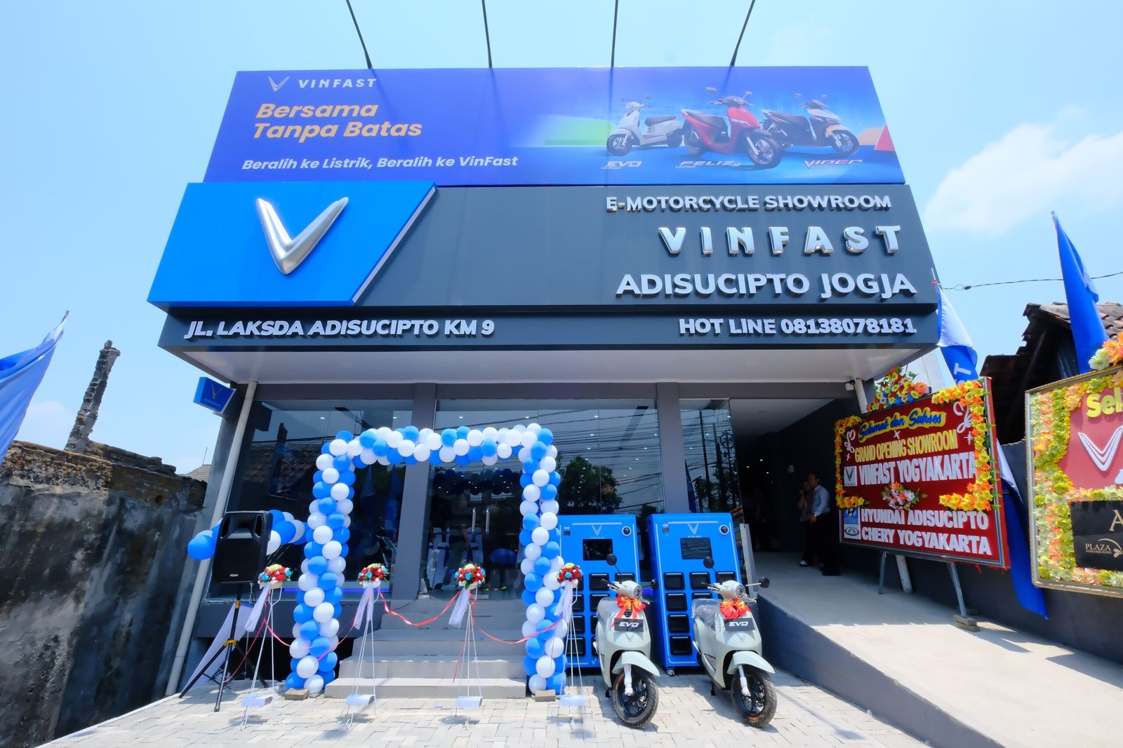 VinFast E-Motorcycle Showroom Adisucipto Jogja
