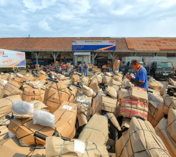 KAI Logistik Distribusikan 122 Ribu Unit Sepeda Motor